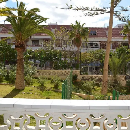 Apt Playa Honda Apartman *